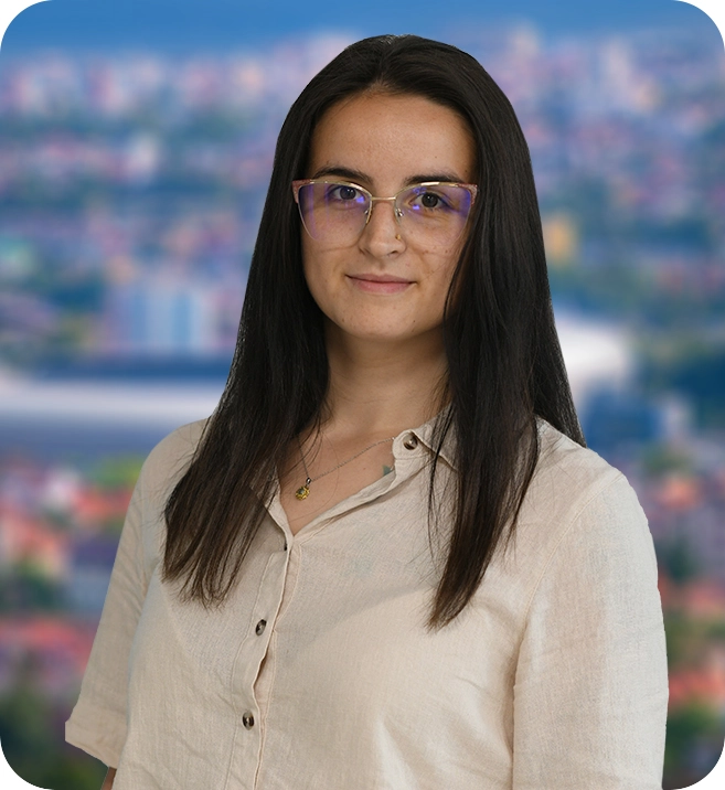 Agent Imobiliar Baia Mare Paula Ruje